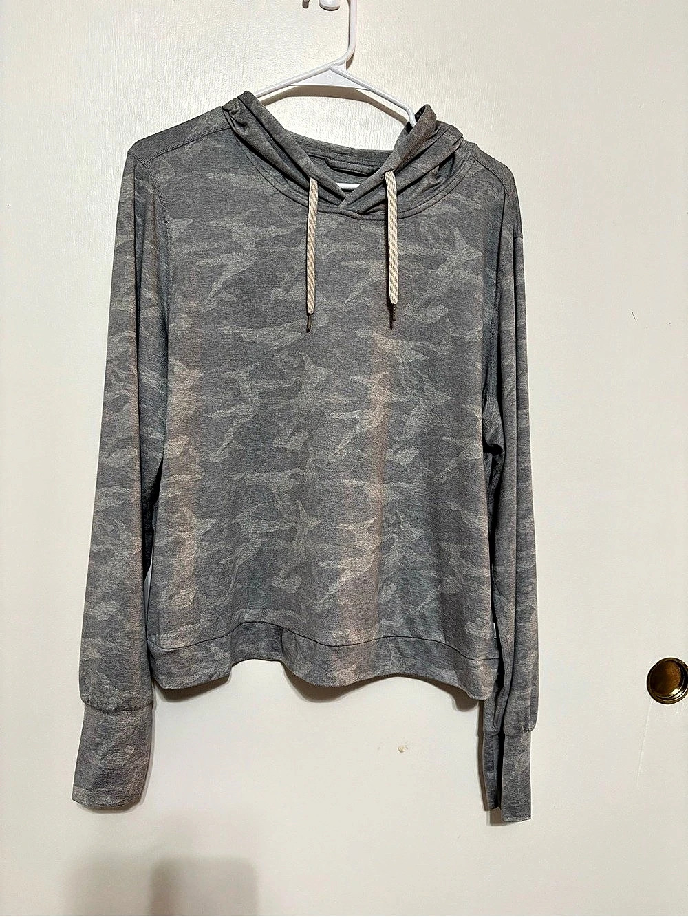 Vuori Halo Essential Hoodie Camo Gray XS